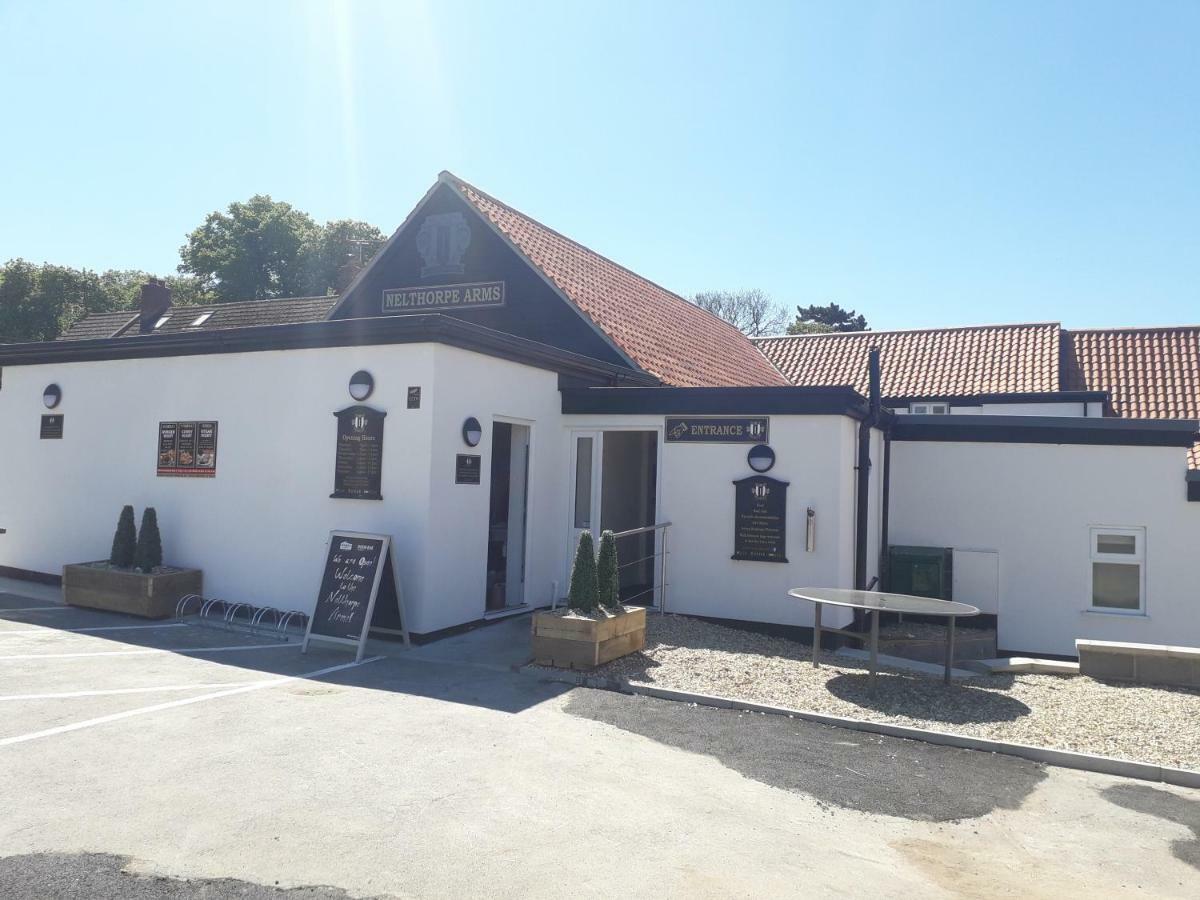 Отель Nelthorpe Arms Barton-upon-Humber Экстерьер фото